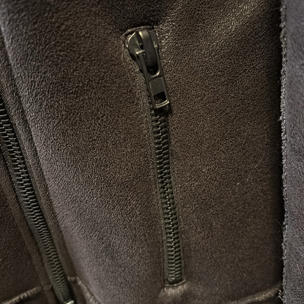Chocolate brown lined soft zippered jacket has pockets - Picture 5 of 15